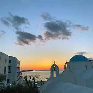 https://metaxas-residence-little-venice.hotels-in-mykonosisland.net